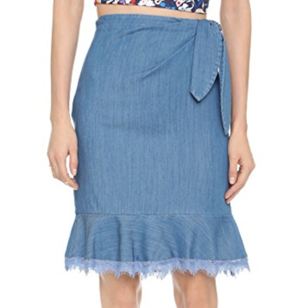 Diane von Furstenberg Diem Denim Skirt (Size 2)